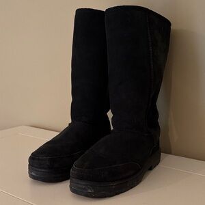 Black UGG  Boots (7 w)